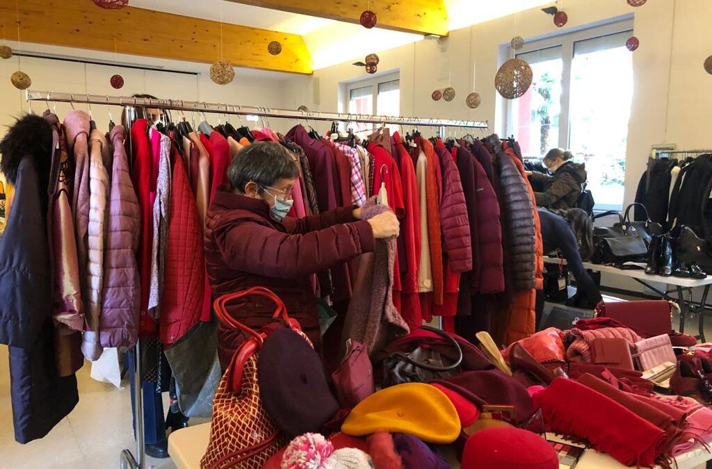 Charity Shop: 25, 26 e 27 novembre